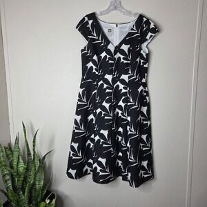 Anne Klein Women's Black White Floral Print Cap Sleeve Fit & Flare Dress Size 10
